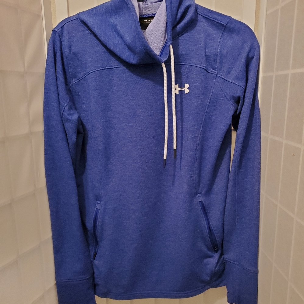 Under Armour Loose Top Size Small